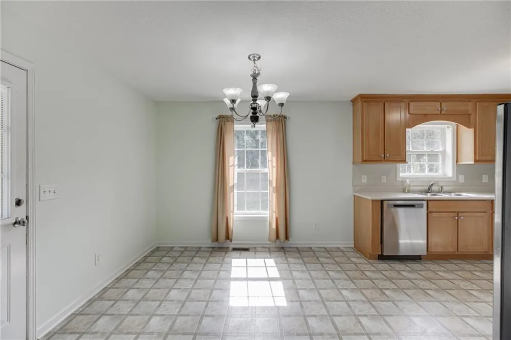 5446 Dahlonega Highway Clermont, GA 30527