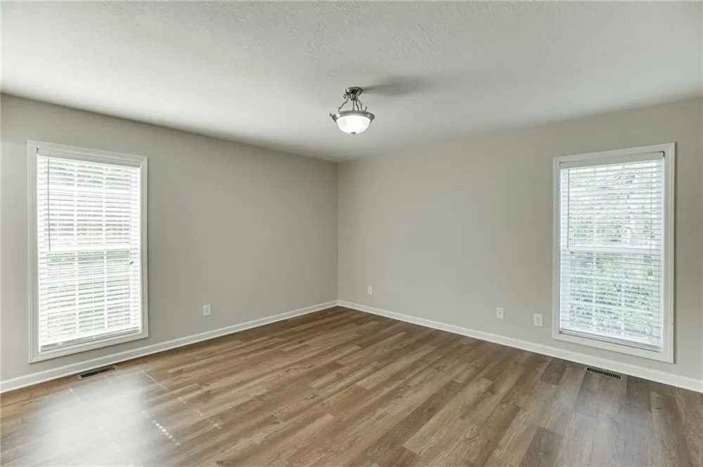 5446 Dahlonega Highway Clermont, GA 30527
