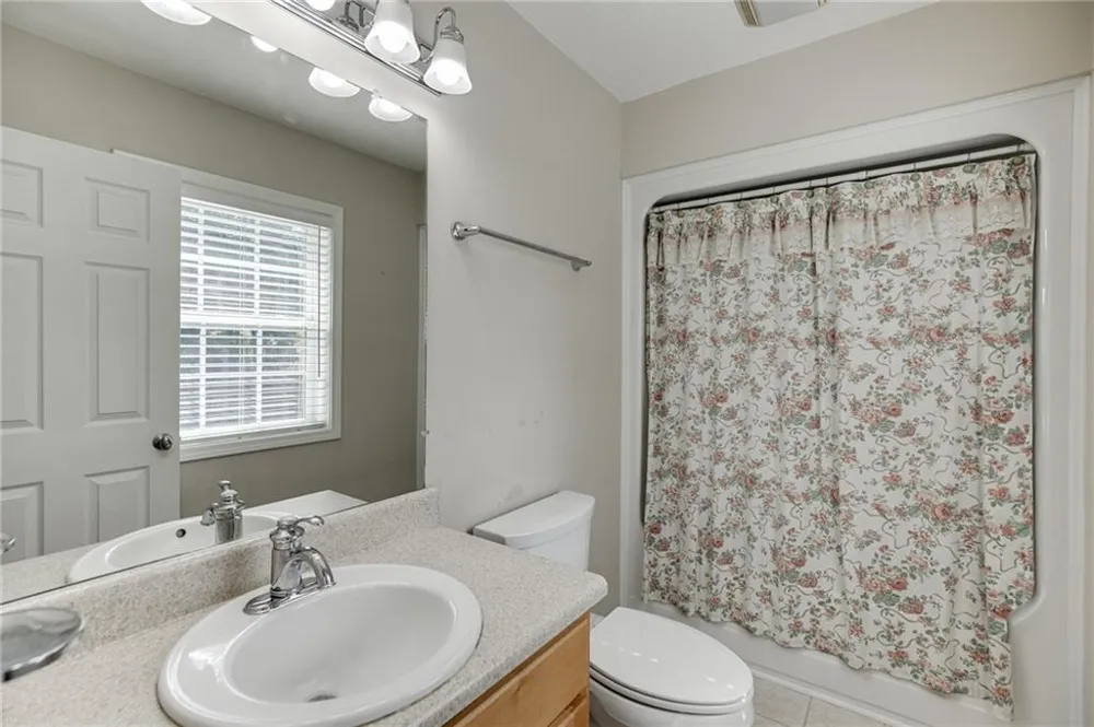 5446 Dahlonega Highway Clermont, GA 30527