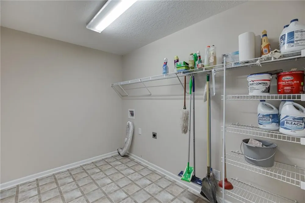 5446 Dahlonega Highway Clermont, GA 30527