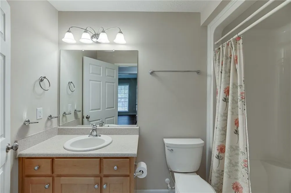 5446 Dahlonega Highway Clermont, GA 30527