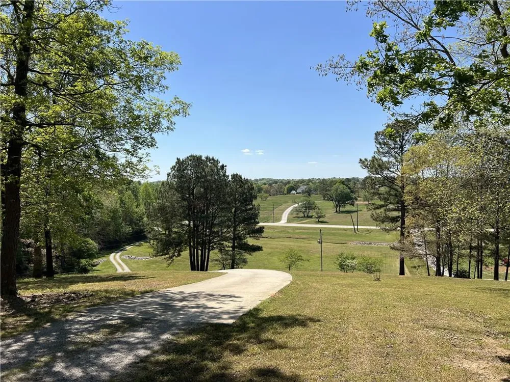 5446 Dahlonega Highway Clermont, GA 30527
