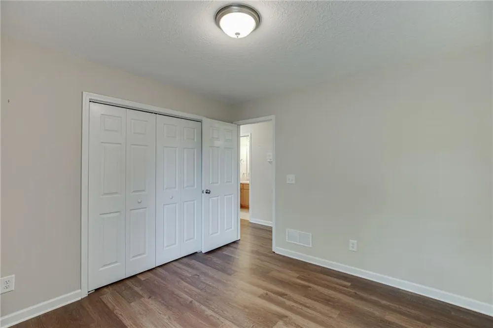 5446 Dahlonega Highway Clermont, GA 30527
