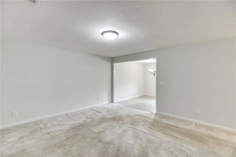 5446 Dahlonega Highway Clermont, GA 30527