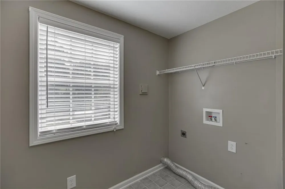 5446 Dahlonega Highway Clermont, GA 30527
