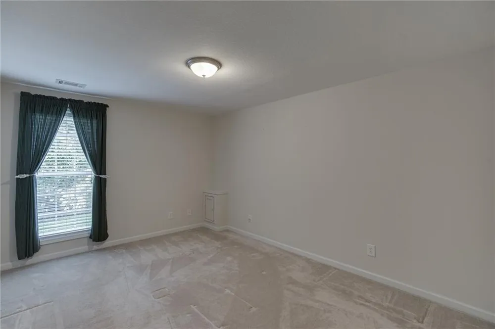 5446 Dahlonega Highway Clermont, GA 30527