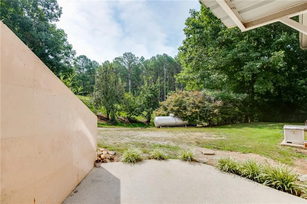 5446 Dahlonega Highway Clermont, GA 30527