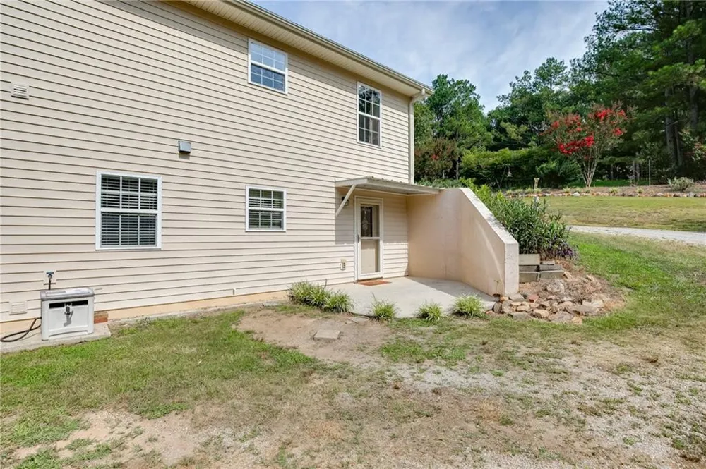 5446 Dahlonega Highway Clermont, GA 30527