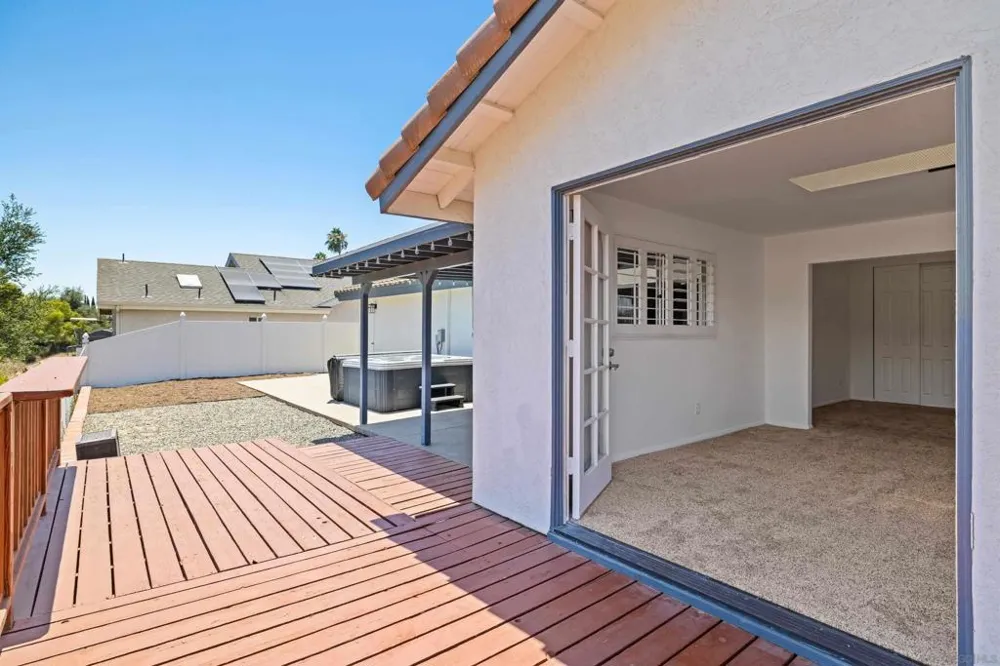 10241 Pebble Beach Dr Santee, CA 92071