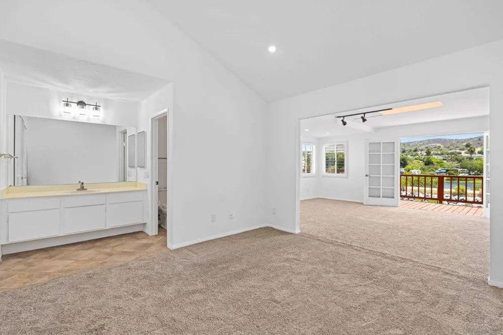10241 Pebble Beach Dr Santee, CA 92071