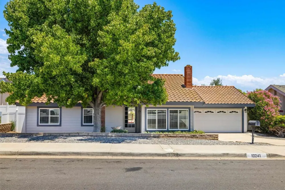 10241 Pebble Beach Dr Santee, CA 92071