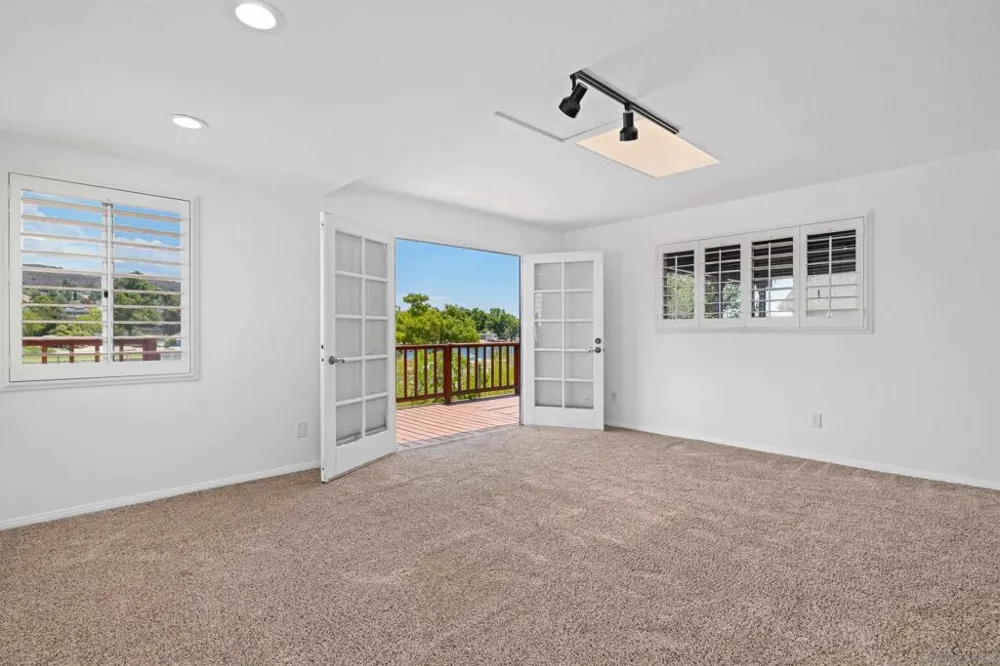 10241 Pebble Beach Dr Santee, CA 92071