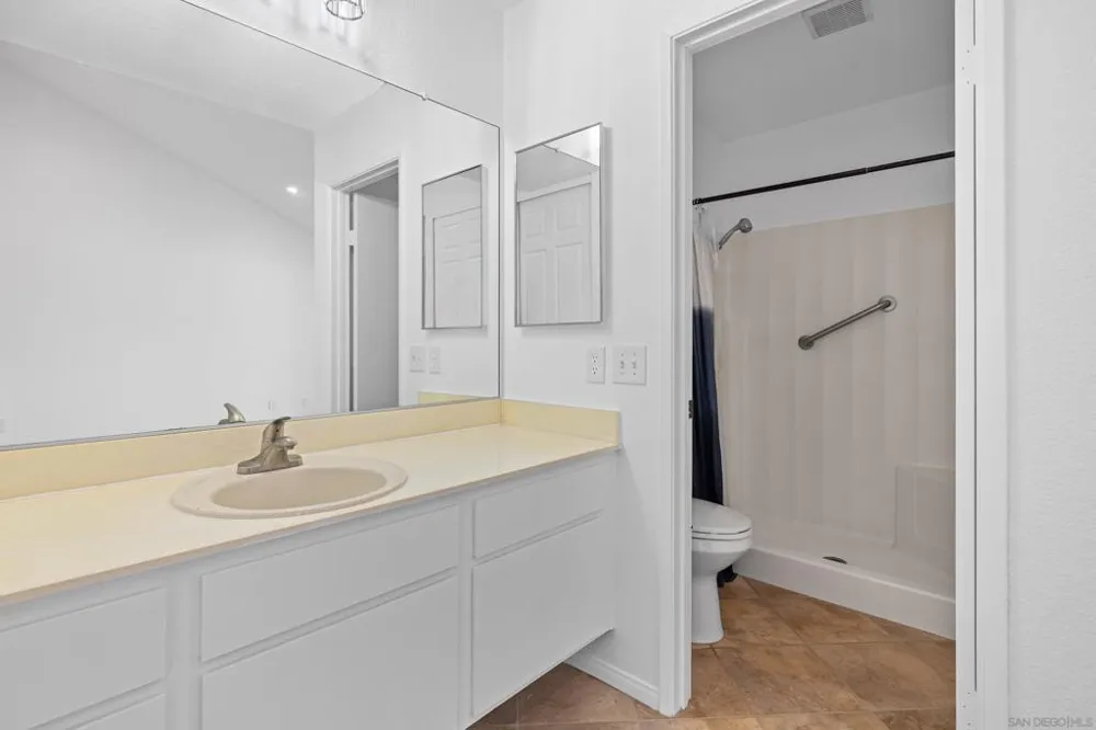 10241 Pebble Beach Dr Santee, CA 92071
