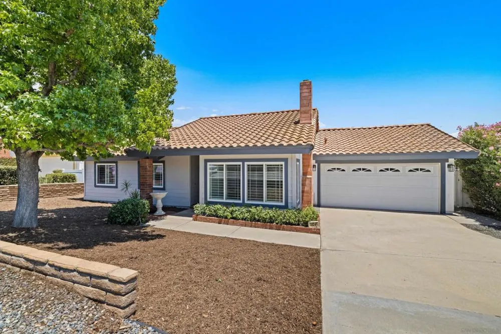 10241 Pebble Beach Dr Santee, CA 92071