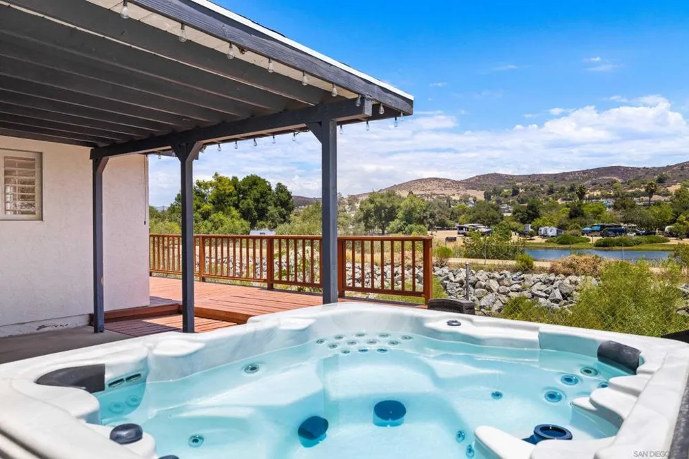 10241 Pebble Beach Dr Santee, CA 92071