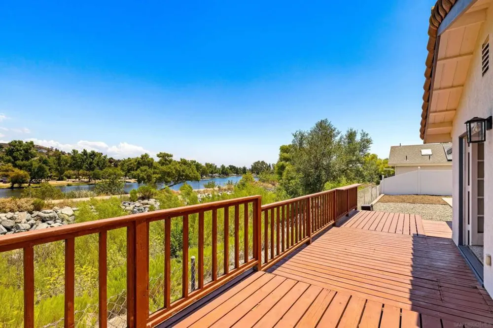 10241 Pebble Beach Dr Santee, CA 92071