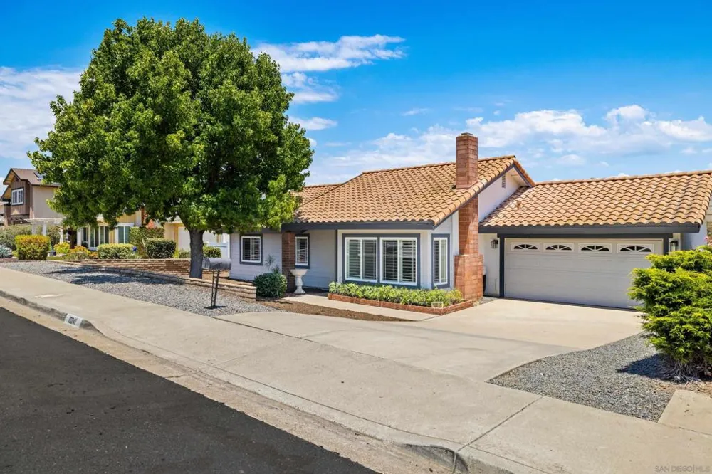 10241 Pebble Beach Dr Santee, CA 92071