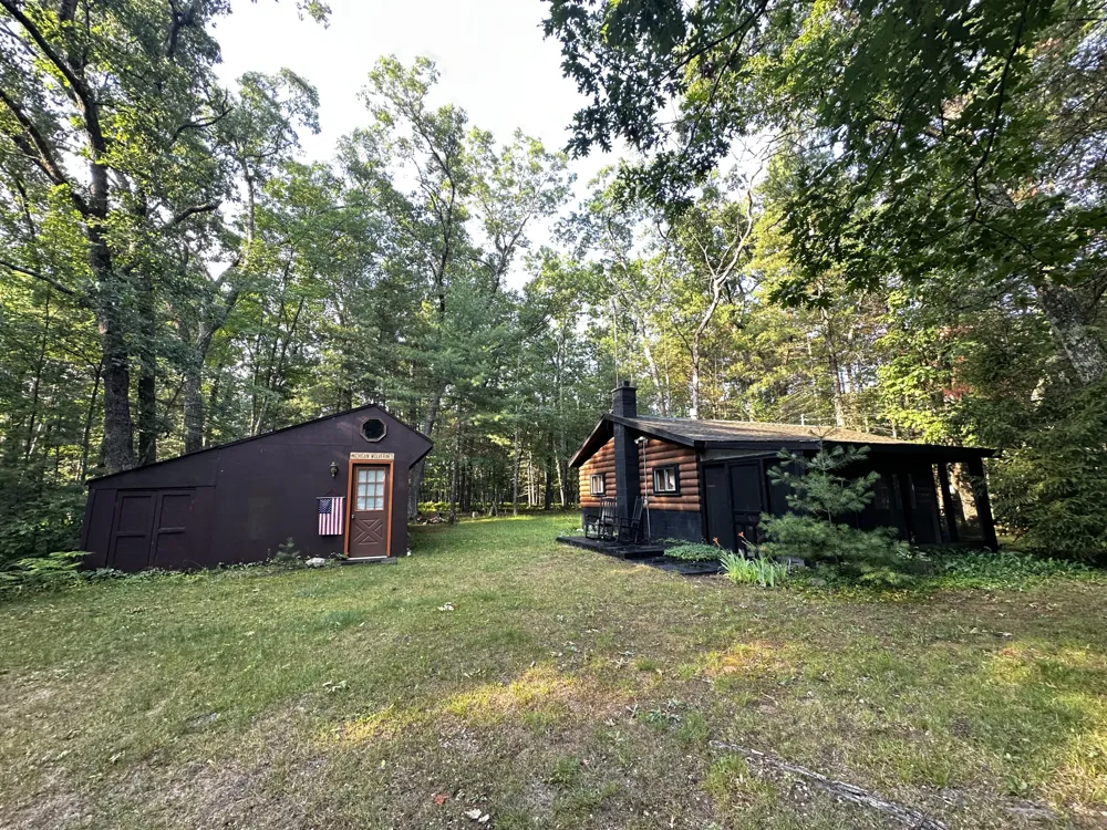 8047 W Peterson Road Irons, MI 49644
