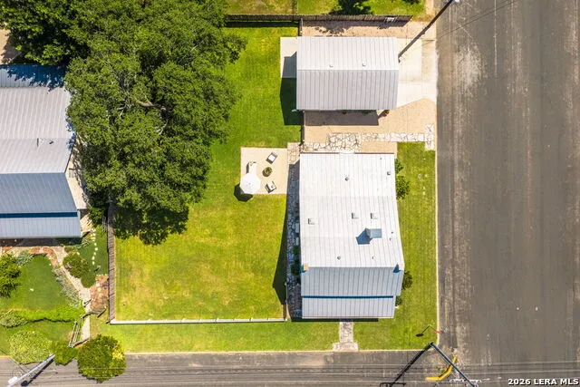 419 W San Antonio St Fredericksburg, TX 78624