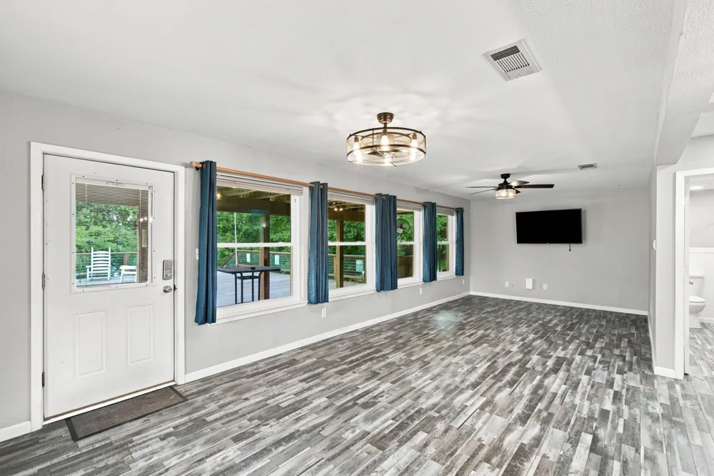 262 Mohon Drive Whitney, TX 76692