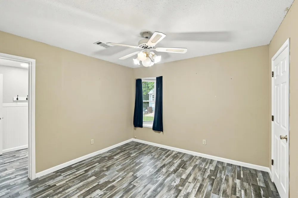 262 Mohon Drive Whitney, TX 76692