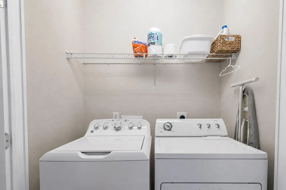 4221 Pointe West Drive #101 Galveston, TX 77554