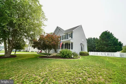 100 BEAUFORT LANE