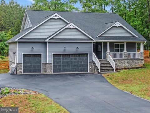367 PINEHURST DRIVE