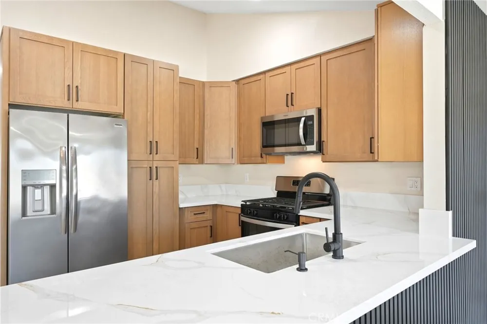 3073 Joshua Tree Riverside, CA 92503