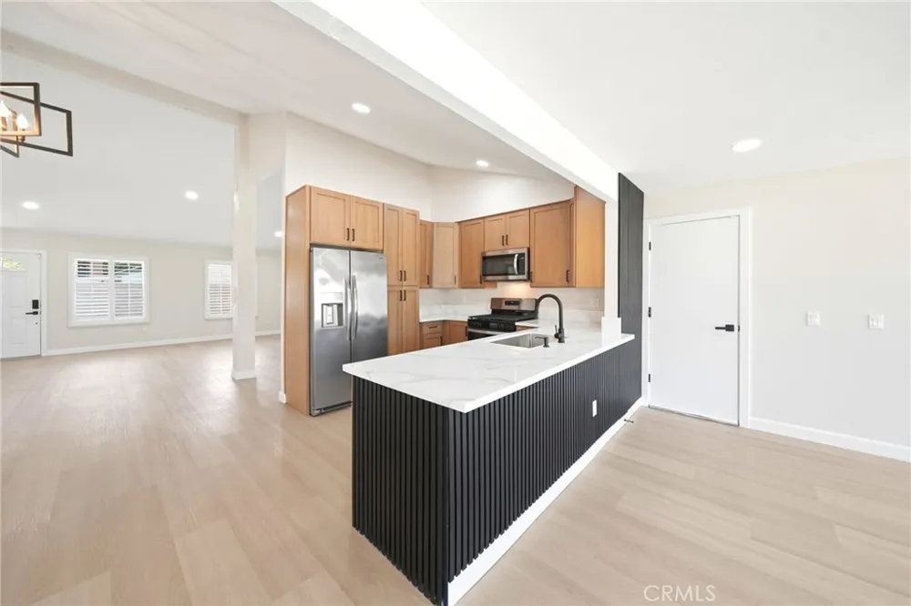 3073 Joshua Tree Riverside, CA 92503