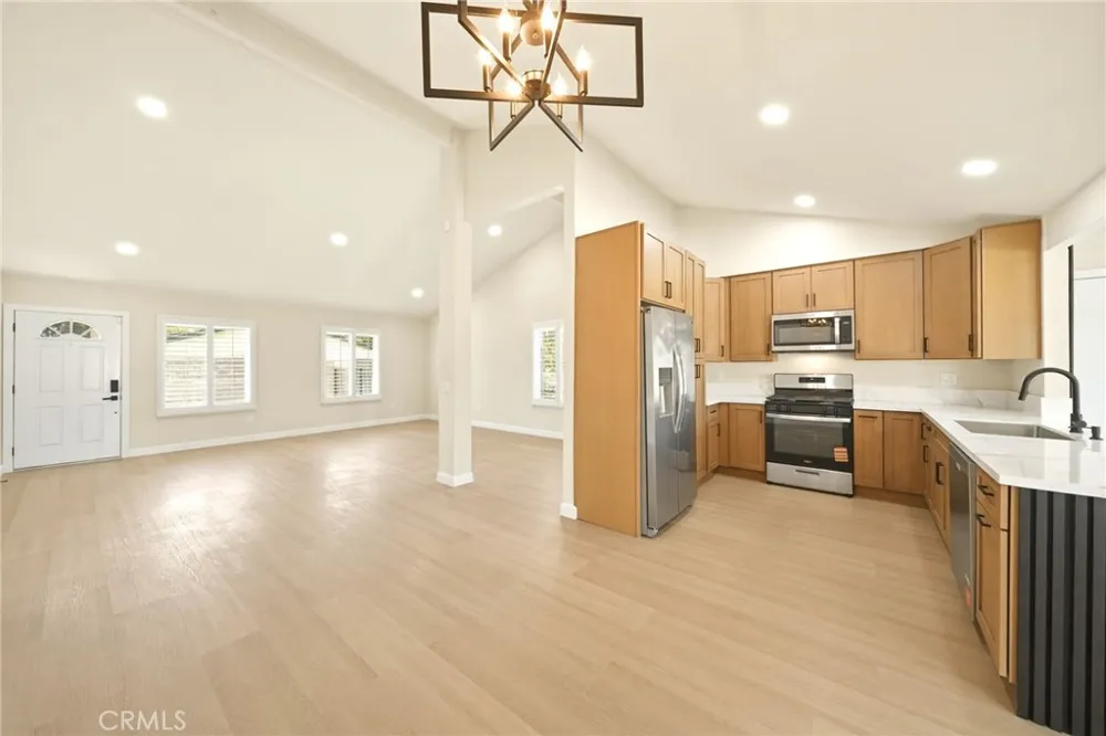 3073 Joshua Tree Riverside, CA 92503