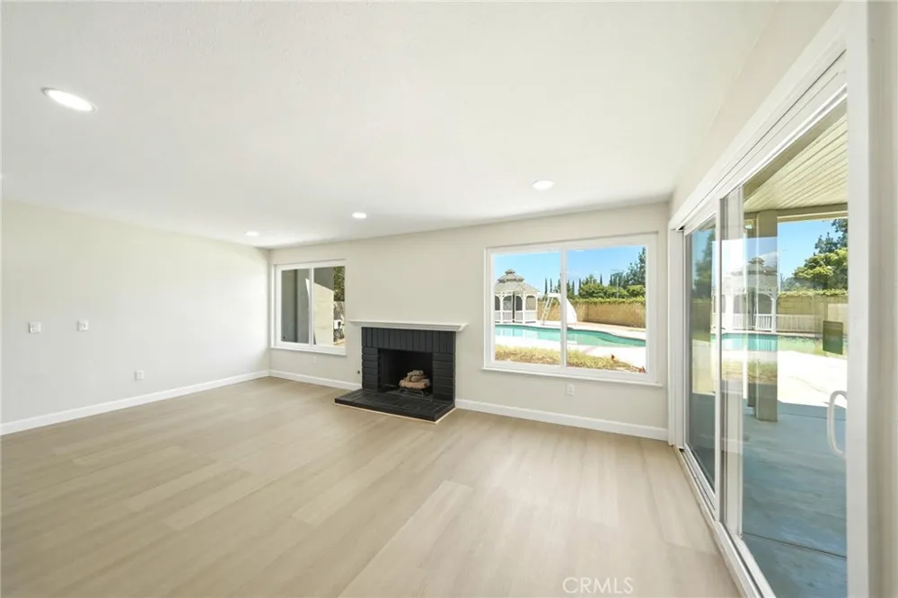 3073 Joshua Tree Riverside, CA 92503