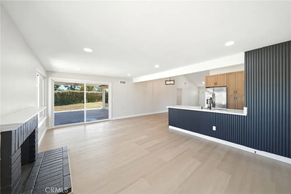 3073 Joshua Tree Riverside, CA 92503