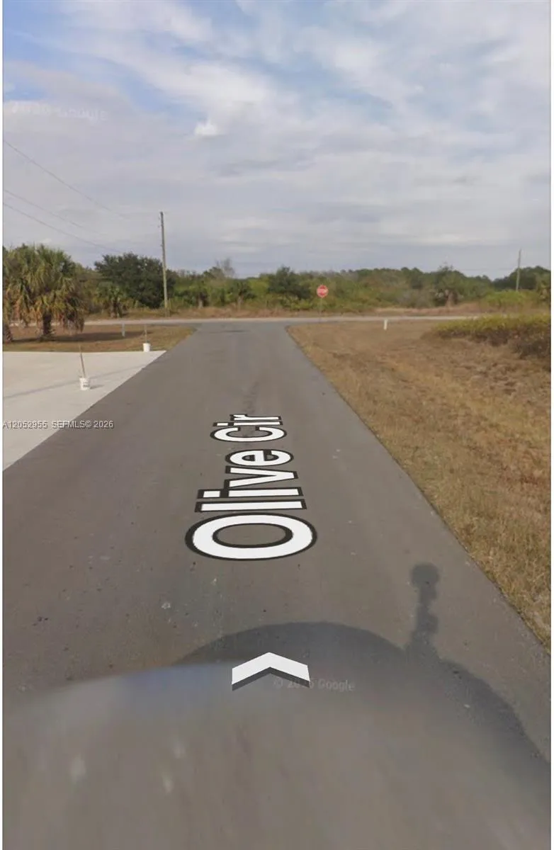 8026 Olive Circle La Belle, FL 33935