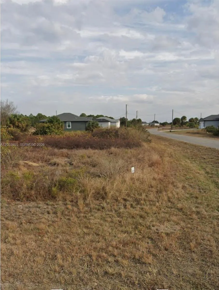 8026 Olive Circle La Belle, FL 33935