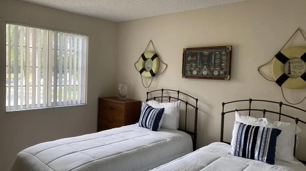 100 Crestwood Court #103 Royal Palm Beach, FL 33411