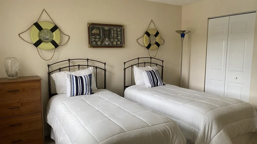 100 Crestwood Court #103 Royal Palm Beach, FL 33411