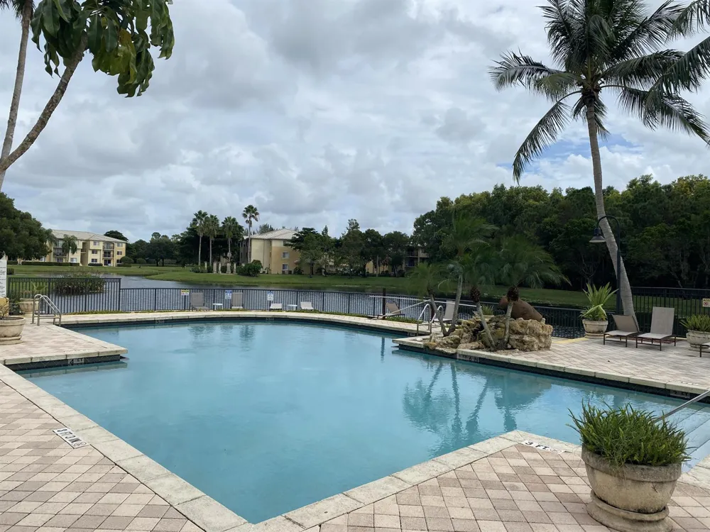 100 Crestwood Court #103 Royal Palm Beach, FL 33411