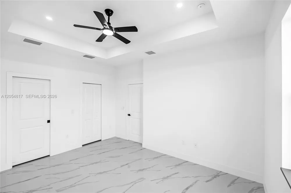 433 Rayford Lehigh Acres, FL 33974