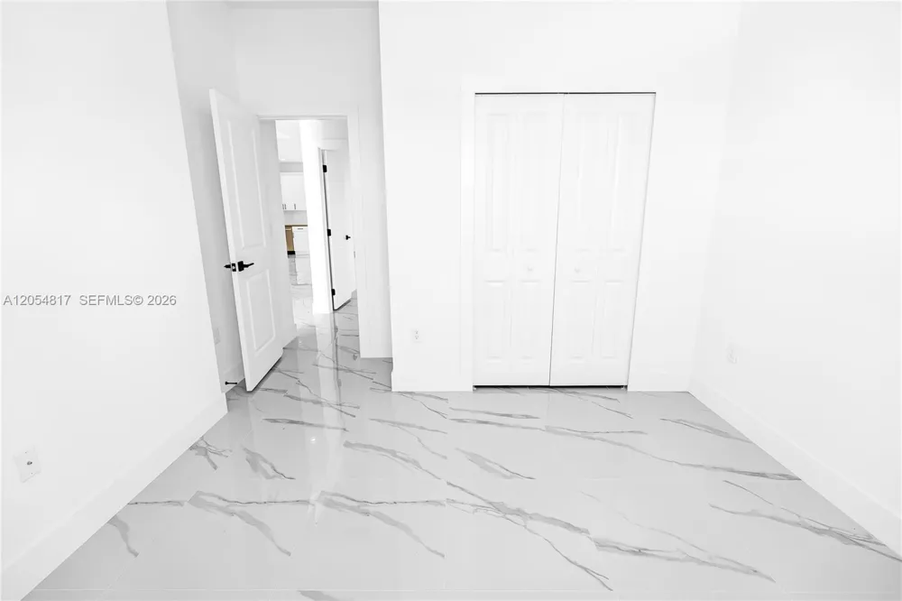 433 Rayford Lehigh Acres, FL 33974