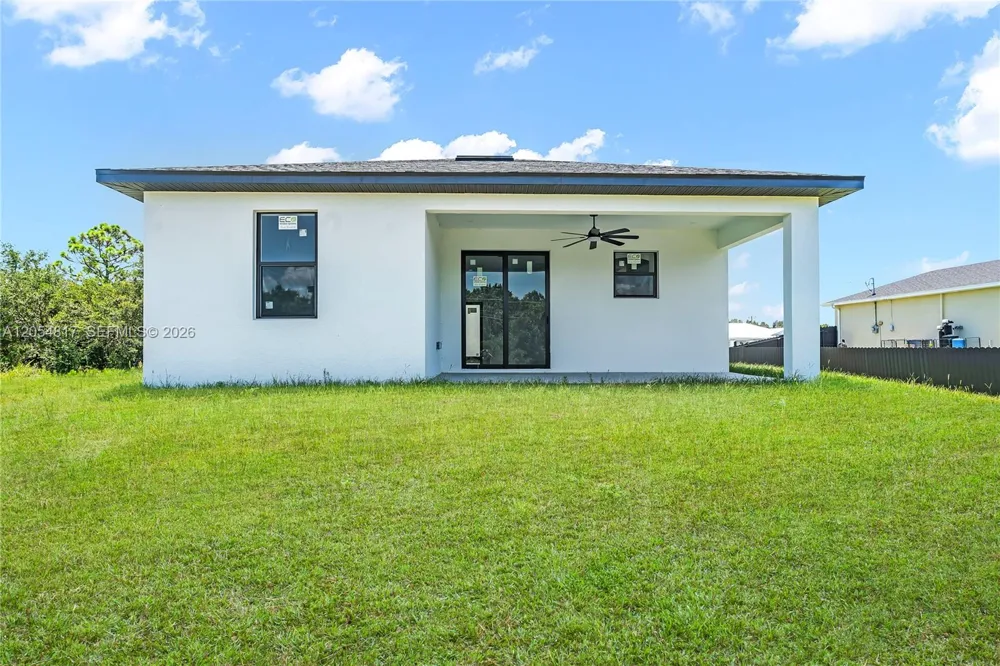 433 Rayford Lehigh Acres, FL 33974