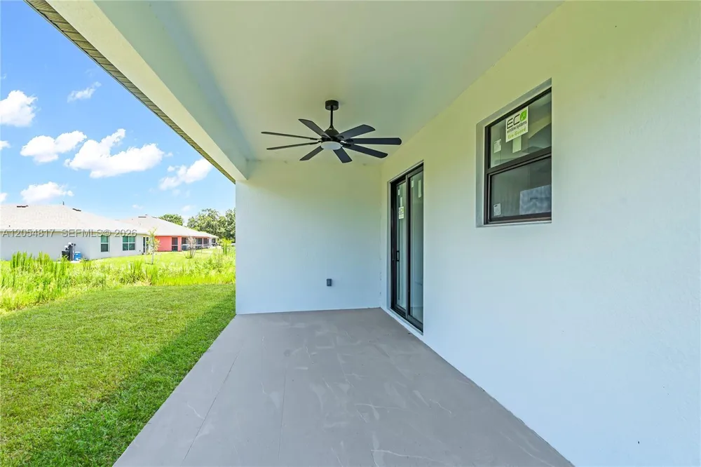 433 Rayford Lehigh Acres, FL 33974