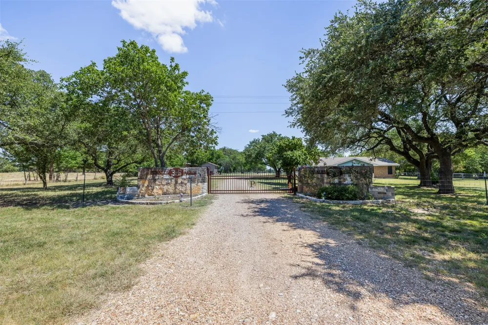 2185 FM 184 Gatesville, TX 76528