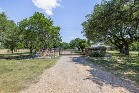 2185 FM 184