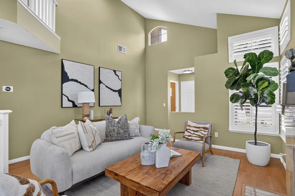 1602 E Autumnridge Court Orange, CA 92866