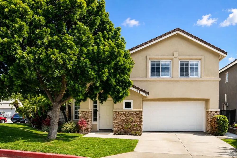 1602 E Autumnridge Court Orange, CA 92866