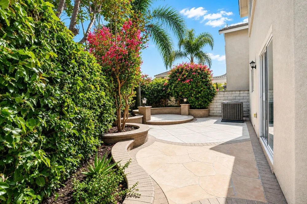 1602 E Autumnridge Court Orange, CA 92866