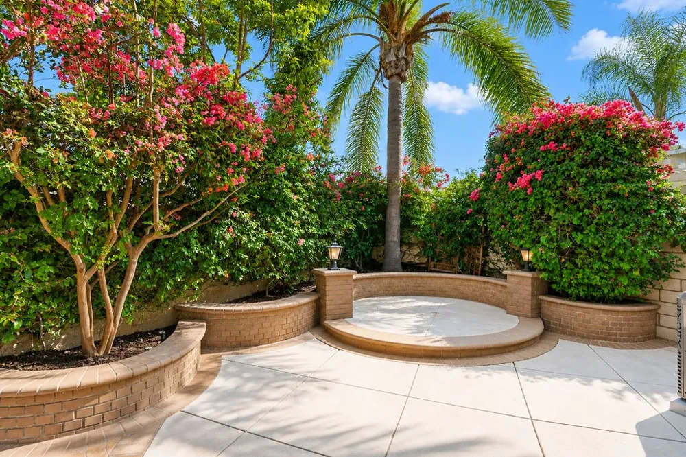 1602 E Autumnridge Court Orange, CA 92866