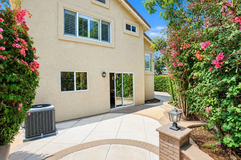 1602 E Autumnridge Court Orange, CA 92866