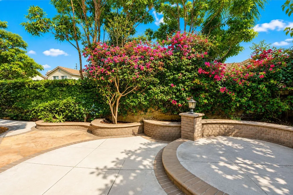 1602 E Autumnridge Court Orange, CA 92866